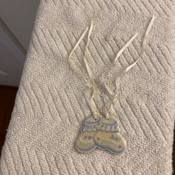 Vintage Longaberger 2003 Baby Painted Ceramic Tie-On Decorative Ornament Gift - Picture 4 of 7